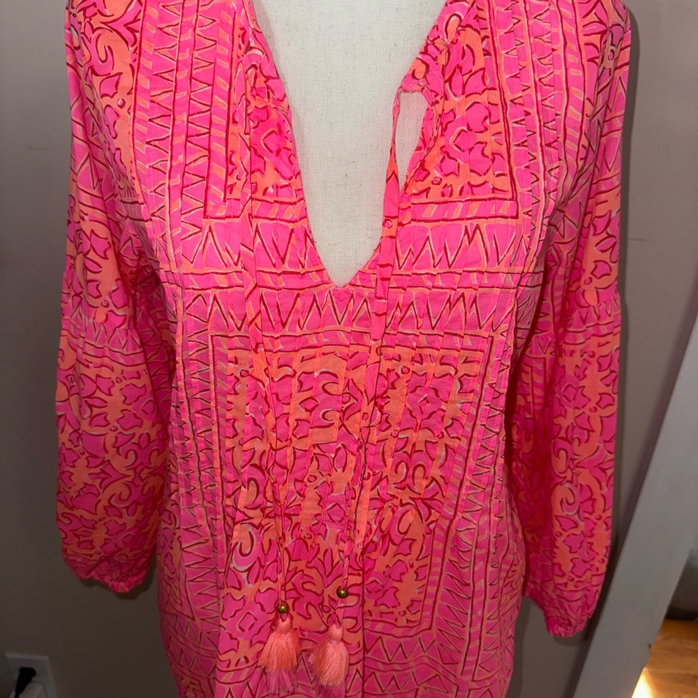 Vineyard Vines Vibrant Pink and Orange Patterned Blouse